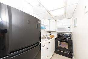 Art Deco Ocean Walk Apartments