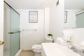 Art Deco Ocean Walk Apartments