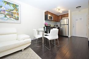 Art Deco Ocean Walk Apartments