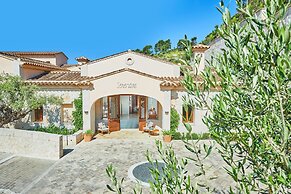 Cap Vermell Grand Hotel