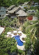 La Villa Luz Adults Only
