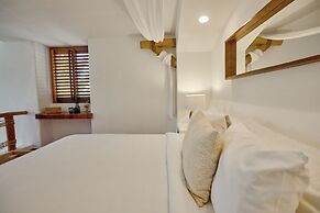 La Villa Luz Adults Only