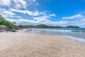 La Villa Luz Adults Only