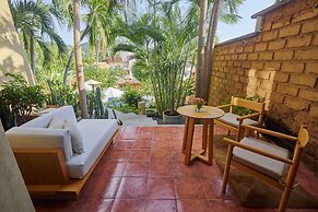 La Villa Luz Adults Only
