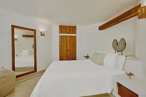 La Villa Luz Adults Only