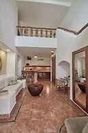 La Villa Luz Adults Only