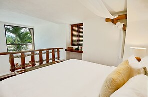 La Villa Luz Adults Only