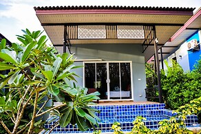 Chomphu Resort Khaolak