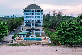 Khanom Golden Beach Hotel
