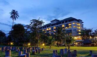 Khanom Golden Beach Hotel