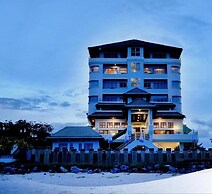 Khanom Golden Beach Hotel