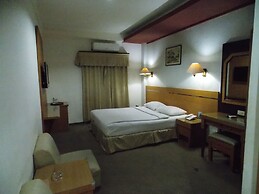 Hotel Puri Mega