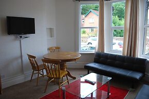 Clift Guest House