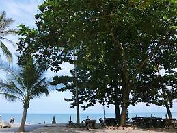 Talkoo Beach Resort Khanom