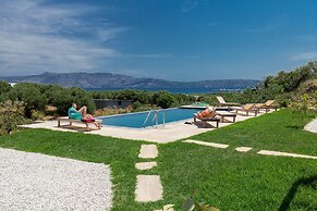 Agarathos Traditional Rooms