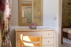 Agarathos Traditional Rooms