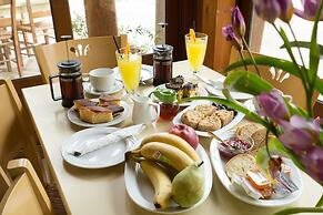 Agarathos Traditional Rooms