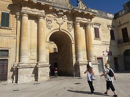 Gatto Bianco La Dimora Storica