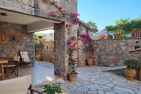 Terra Minoika Boutique Resort