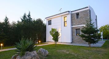 Sunny Sani Luxury Villas