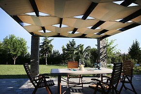 Sunny Sani Luxury Villas