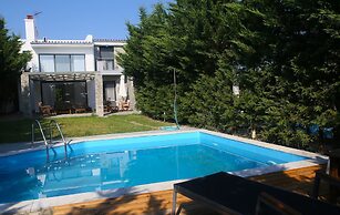 Sunny Sani Luxury Villas