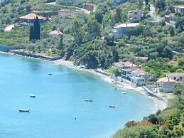 Apelon Tiritas Villas