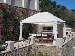 Apelon Tiritas Villas