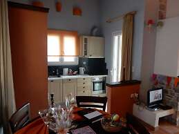 Apelon Tiritas Villas