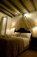 Apelon Tiritas Villas