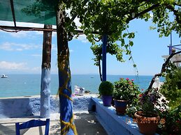 Apelon Tiritas Villas