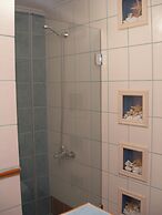 Apelon Tiritas Villas