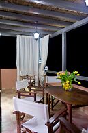 Apelon Tiritas Villas