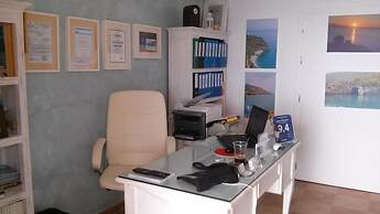 Apelon Tiritas Villas