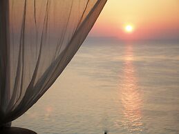 Apelon Tiritas Villas