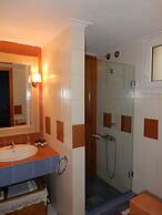 Apelon Tiritas Villas