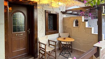 Stella's Traditional Inn