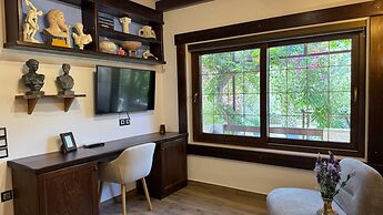 Stella's Traditional Inn