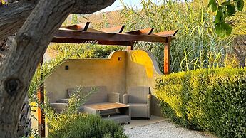 Stella's Traditional Inn