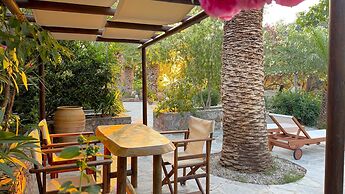 Stella's Traditional Inn