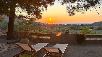 Stella's Traditional Inn