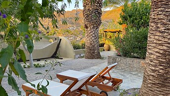 Stella's Traditional Inn