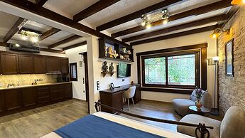 Stella's Traditional Inn