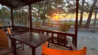 Stella's Traditional Inn