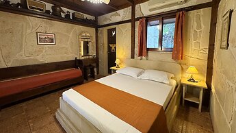 Stella's Traditional Inn