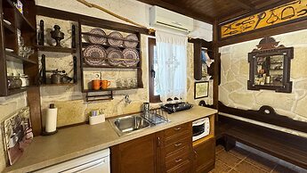 Stella's Traditional Inn