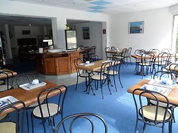 Brit Hotel Confort Gien