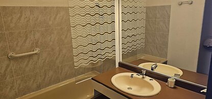 Brit Hotel Confort Gien