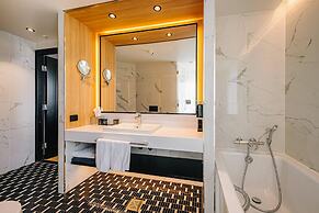 Clarion Hotel Aviapolis