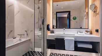 Clarion Hotel Aviapolis